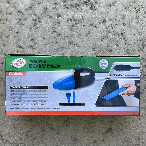 Handheld Auto Vacuum Car Boat Small Space Plugs into car w extra long cord - Picture 2 of 2